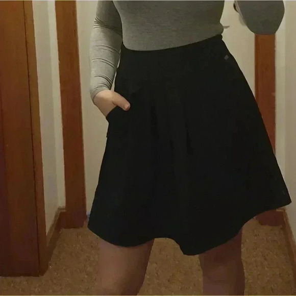 NWT Miss Sixty skirt with pockets - Picture 3 of 10